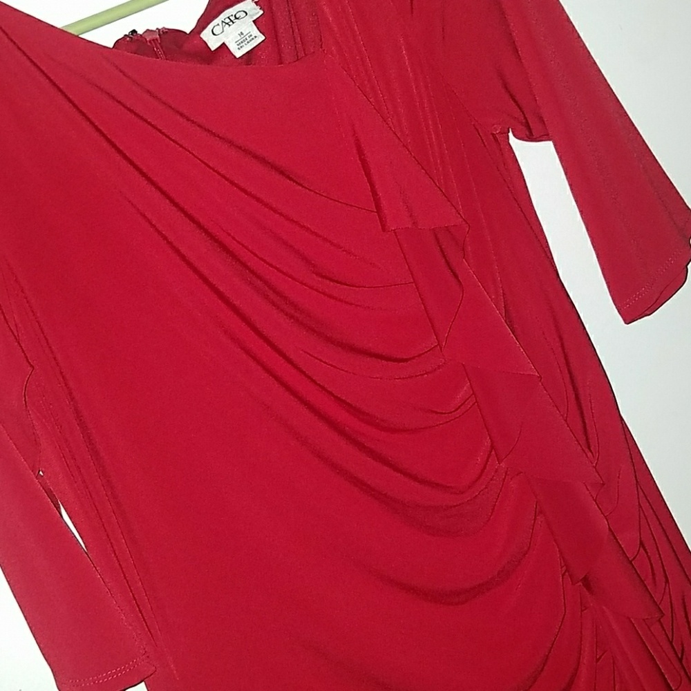 Dress - Picture 3 of 3